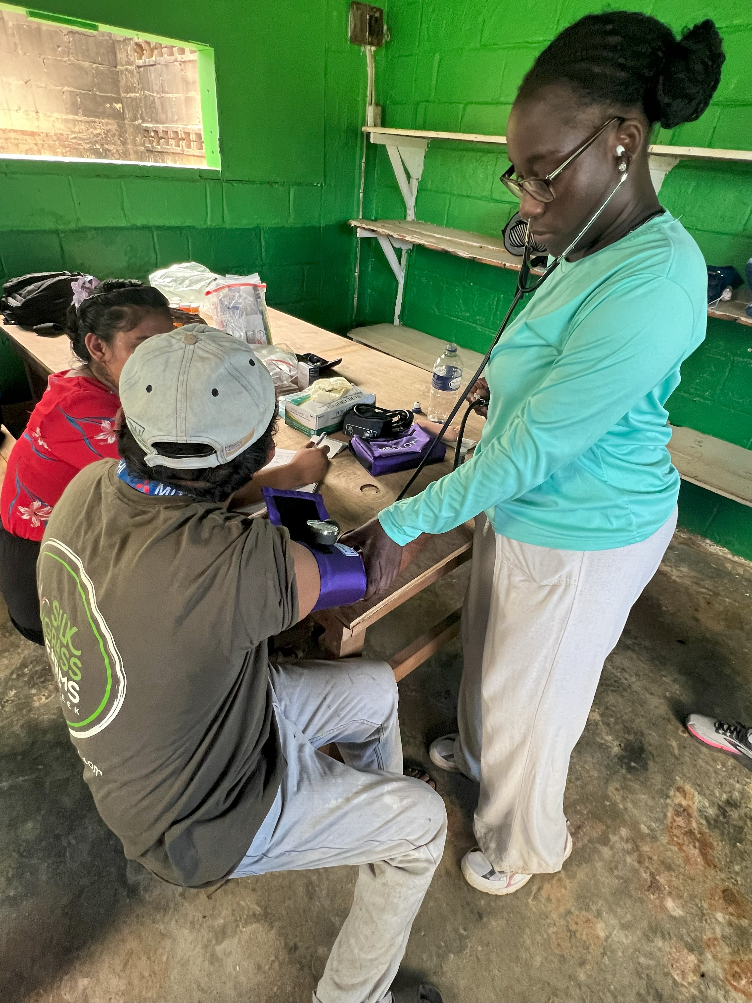 MSMS grad takes blood pressure